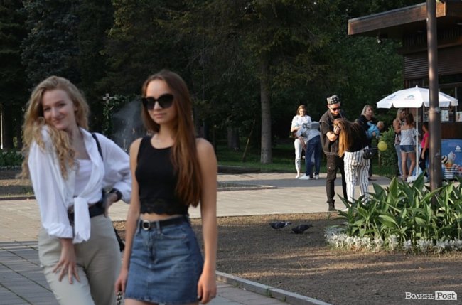 «Хочеш виясняти атнашенія, іди за угол»: як у Луцьку реагують на насилля у людних місцях. ЕКСПЕРИМЕНТ 