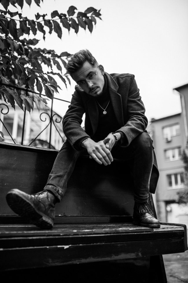 Перша зйомка у мене коштувала 30 гривень, – волинський фотограф Влад Кардаш