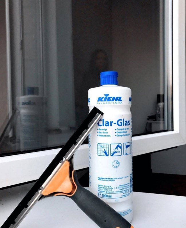 Від хімчистки меблів – до впорядкування могил: чому прибирання варто довірити луцькій клінінговій компанії «SAVA». ФОТО*