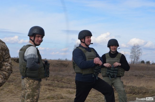 Важко в навчанні – легко в бою: на Волині - «вогневий» вишкіл загонів тероборони