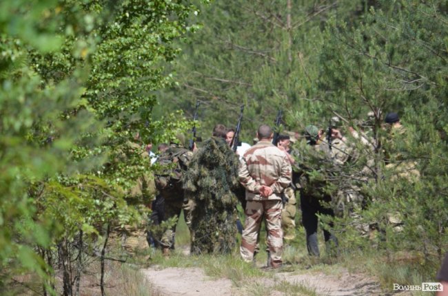 Патріоти краю і країни: як у лісах Волині тренуються загони тероборони