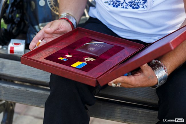 Андрій хотів повернутися з війни і вивісити височезний прапор, щоб «с*ки бачили, що тут патріот живе». БАТЬКО ГЕРОЯ