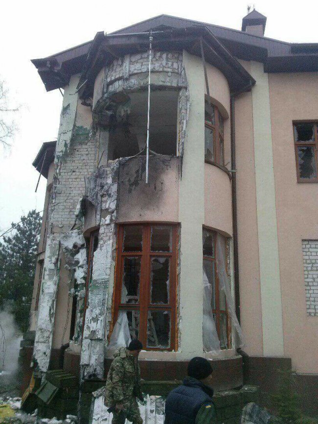 Будинок у селищі Піски, середина грудня 2015 року