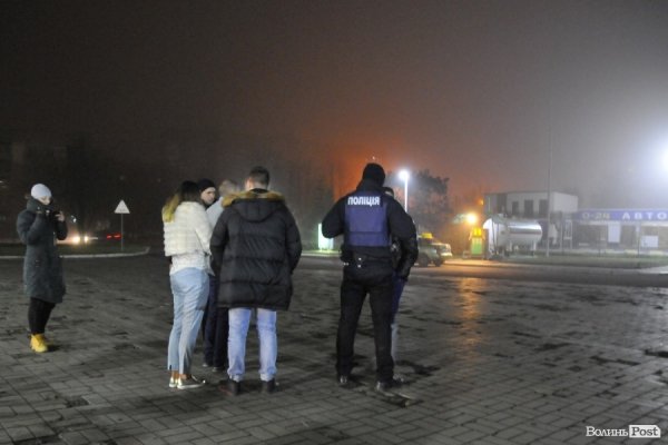 «Нічна варта»: розбиті вітрини, п‘яний «беркут» та порізані дівчата