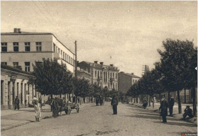 Луцьк міжвоєнний і сучасний у світлинах: що змінилося