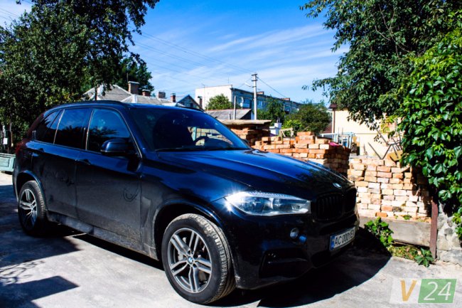 Відкликайте – я не бігатиму з мамою і тещею, – Артем Запотоцький