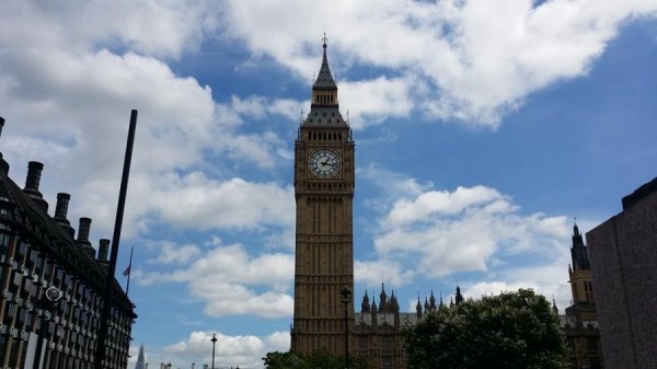 «Нотатки мандрівника» Олександра Лазуки: англійський гумор, закриті люди та стресовий графік