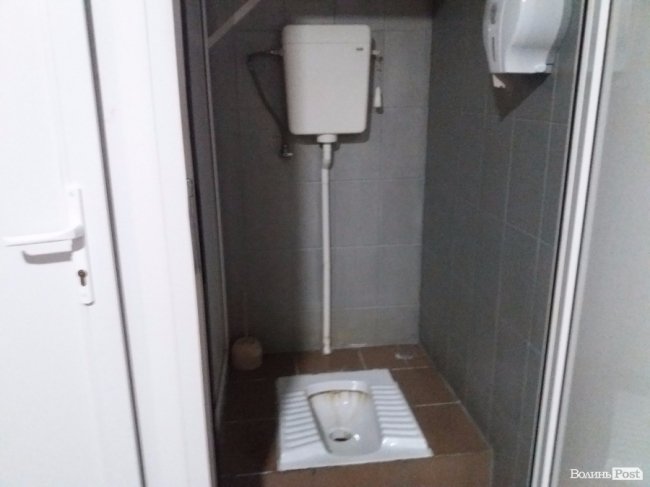 «ІнспекторGym». «Sportclub Pumper»: темнота й обгоріла кімната