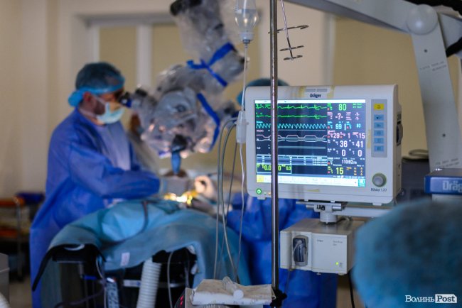 «Якщо для порятунку треба бути злим, я буду злим»: волинський нейрохірург, що оперує «безнадійних» дітей 