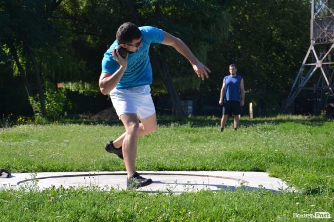 Після служби – до ядер та забігів: як луцький патрульний став Нескореним