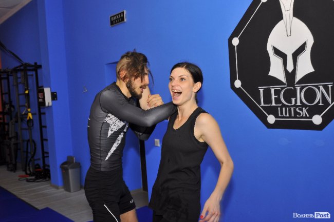 «ЛедіЛегіон»: як одночасно думати про удари і нігті