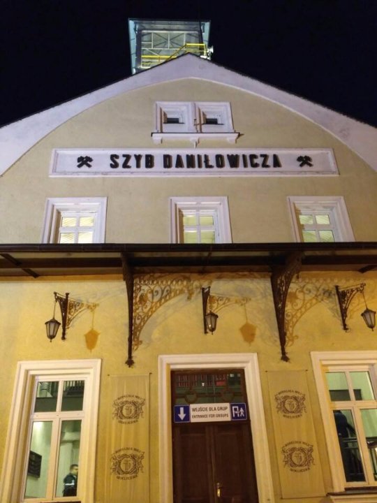 «Нотатки мандрівника» Віктора Павлюка: 9 країн за 100 доларів