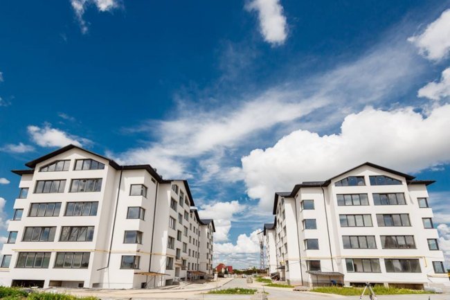 Чому олігархи обирають Струмівку*