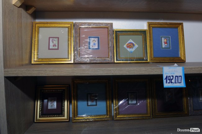 Будні «головного» відділення «Укрпошти» в Луцьку. ФОТО