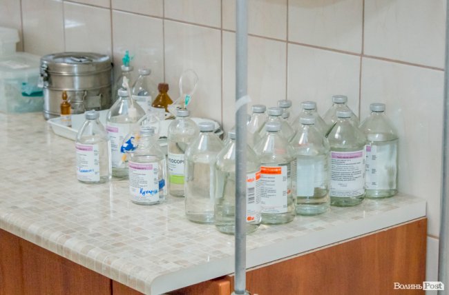 «Наші пацієнти на вулиці з нами не вітаються»: як у луцькому наркодиспансері лікують алкоголіків та наркоманів