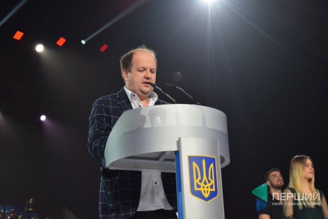 Лідер гурту «ТІК» Віктор Бронюк першим виступав за трибуною