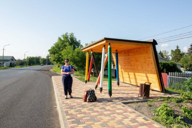 Як у звичайному гаражі в Княгининку народжуються унікальні дерев'яні іграшки