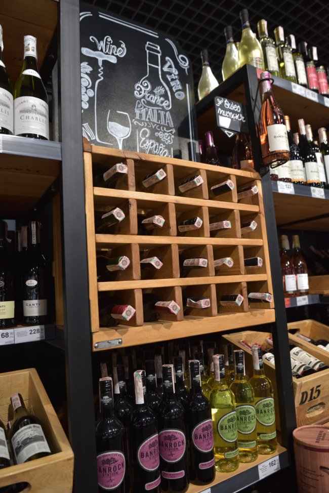 Збираймо новорічний кошик на Волині з «АТБ», або Як накрити святковий стіл без зайвих витрат*