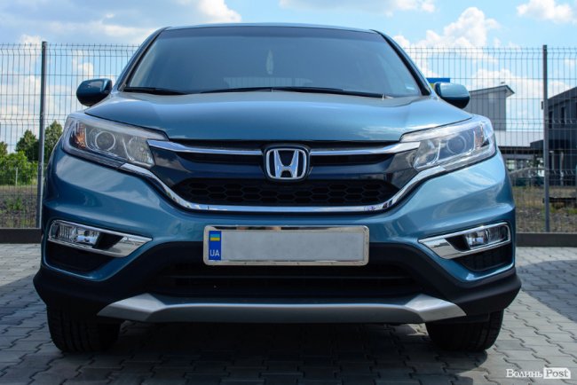 Від компактного хетчбека до брутального позашляховика: автомобілі для леді від WEST AUTO HUB* 