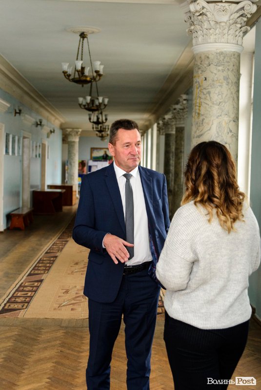 Перейменування СНУ, премії за успіхи та новітні гуртожитки: як Анатолій Цьось хоче змінити виш на посаді ректора