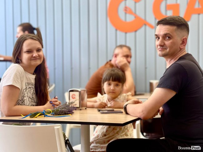 Доступні ціни, широке меню та відомі українці: яким було тестове відкриття першого закладу «Gabar» у Луцьку