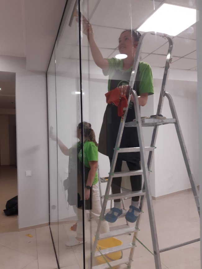 Якісно, швидко та безпечно: волинська компанія «CLEAN Service» надає повний спектр клінінгових послуг*