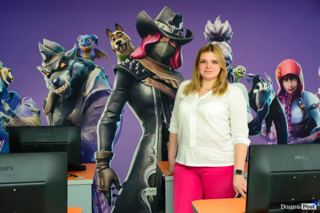 Заступник з навчально-виховної роботи Скарвінко Анастасія Романівна