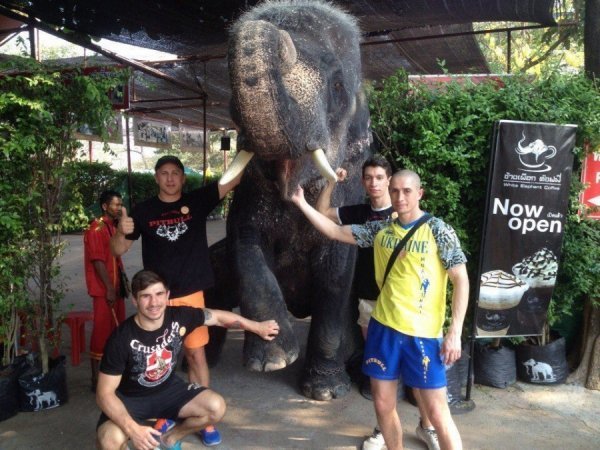 Богдан Мороз: «Повір у себе - повірять усі інші»