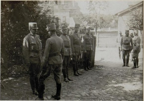 Останній імператор Габсбургів Карл І під Луцьком. Фото з Фотоархіву Австрійської національної бібліотеки