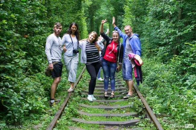 Як на Волині атовців звільняють від болю мистецтвом