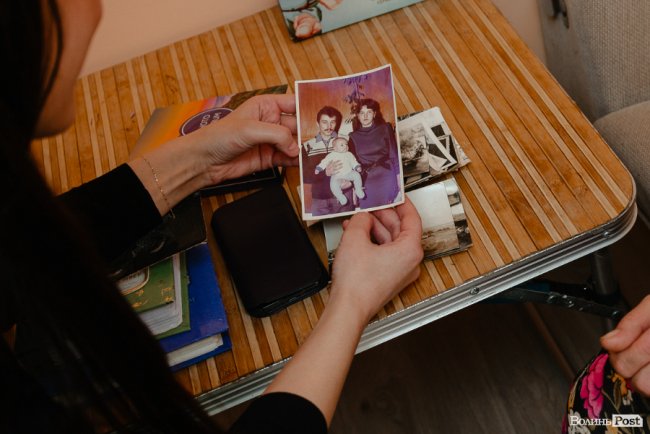 На фото – подружжя Коханюків із сином Сергієм