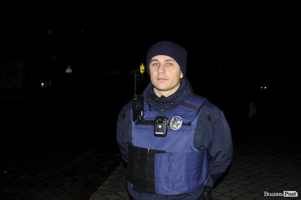 «Нічна варта»: розбиті вітрини, п‘яний «беркут» та порізані дівчата