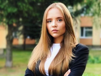 «Белые ресницы» або знову за парту: про що розповіла акторка серіалу «Школа» з Луцька