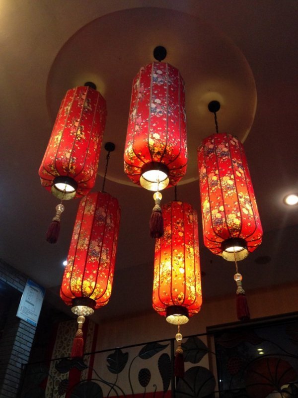 «Нотатки мандрівниці» Христини Лесюк: китайські підробки,  побиті діти та «3 пісюни»