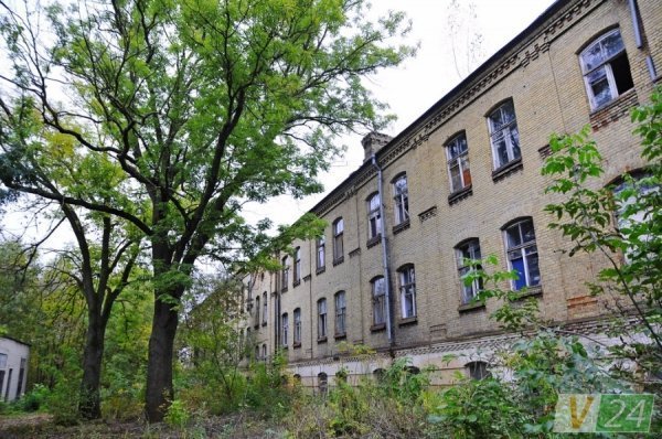 На руїнах слави