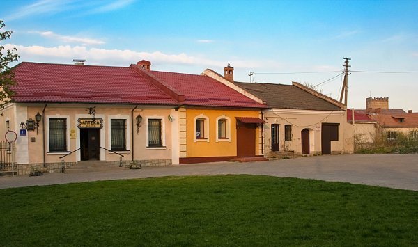 Частина Ринкової площі Луцька