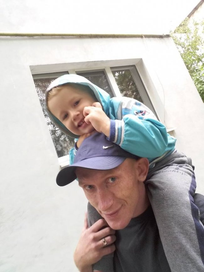 Забрати не можна залишити: під Луцьком чоловік з кримінальним минулим місяць не віддає дитину матері. ФОТО. ВІДЕО. ОНОВЛЕНО