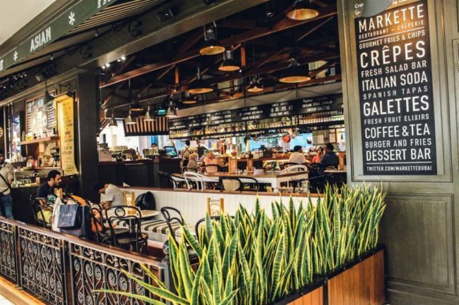 «Нотатки мандрівниці» Олександри Гусар про ОАЕ: Специфічні запахи та секс-туризм