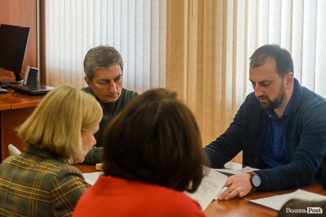 Бути Людиною, а тоді – мером. ОДИН ДЕНЬ З ЖИТТЯ ІГОРЯ ЧАЙКИ. ФОТО