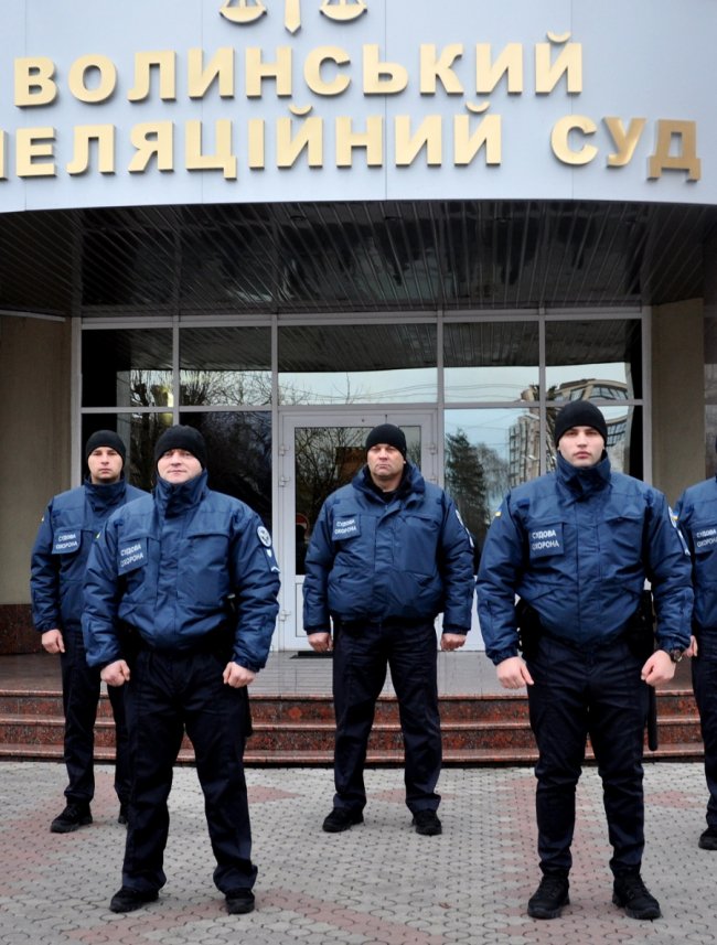 На сторожі Феміди: як на Волині працює Служба судової охорони. ФОТО