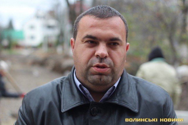 У Луцьку компанія ремонтує дороги ще до проведення тендеру: розслідування