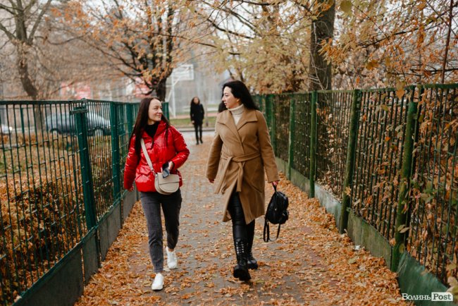 На «своїх двох»: речниця прокуратури 2 роки не їздить Луцьком ні маршрутками, ні тролейбусами