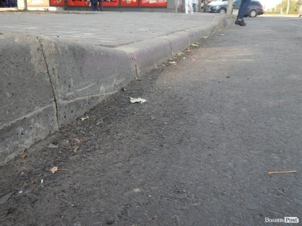 Чи комфортно в Луцьку візочникам та мамам з колясками?