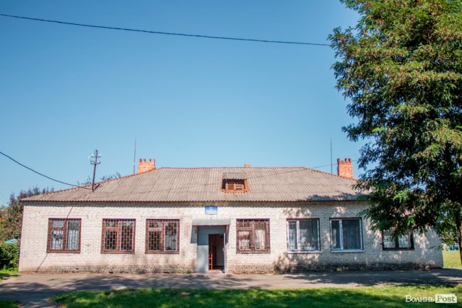 Чисте повітря та сільська тиша: за що лучани люблять Кічкарівку. ФОТО