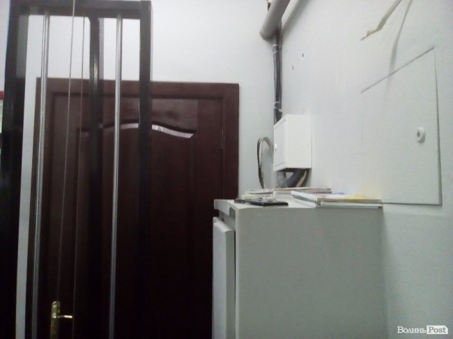 «ІнспекторGym». «Спорт Лайн»: діряві килимки та хліб на підвіконні