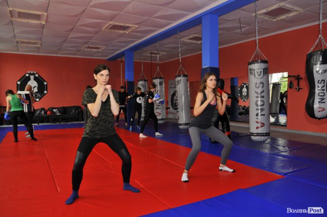 «ЛедіЛегіон»: «тарганячі бої» і «п'ятнашки»