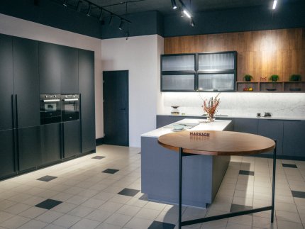 Кухні та офісні меблі у Луцьку: на що звертати увагу, щоб не пошкодувати