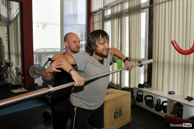 «БудуйТіло-2»: їж, бігай, худни