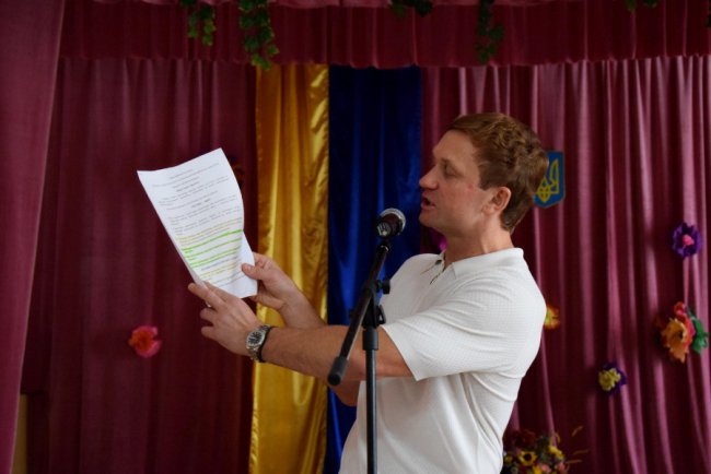 «Просимо Бога для вас здоров’я і щоб ви лишилися нашим депутатом», - волиняни до Степана Івахіва*