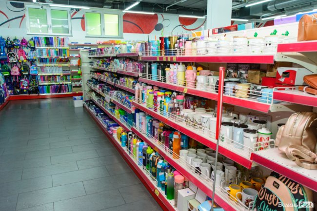 Усе для школи, офісу і творчості – в одному місці: що, як і за скільки в магазині «Офіс Центр» у Луцьку*